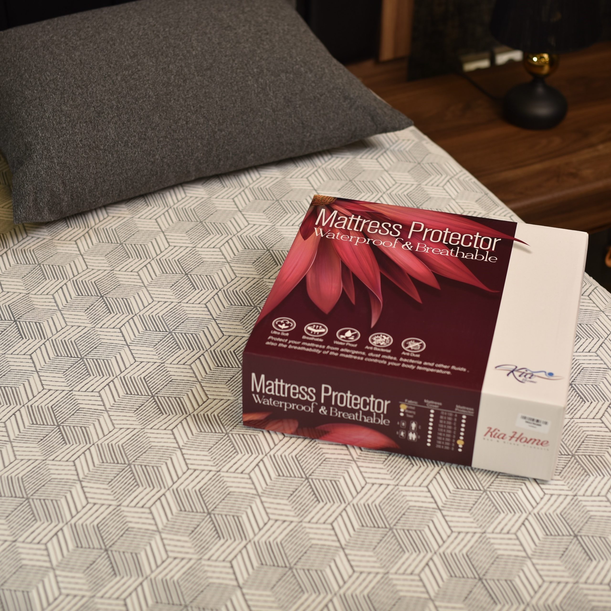 چگونه لکه و رطوبت را از تشک خود دور نگه داریم؟