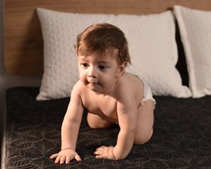 تشک‌تان را خراب نکنید! محافظ ضد آب فوری بخرید