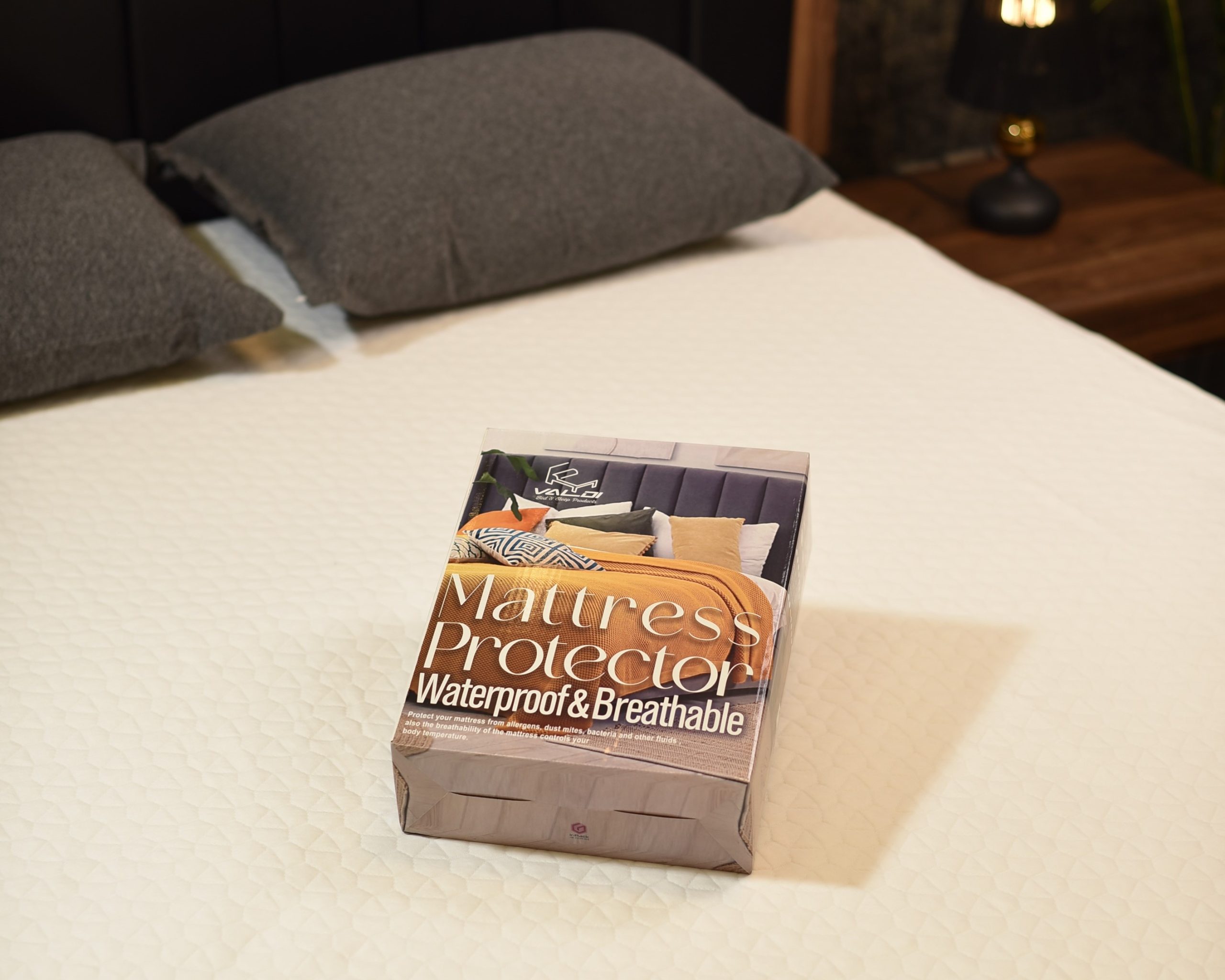 کدام محافظ تشک برای تابستان مناسب‌تر است؟