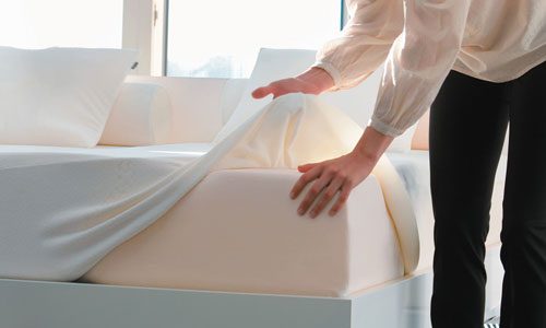 نکات نصب صحیح محافظ تشک ضد آب برای جلوگیری از چین‌خوردگی